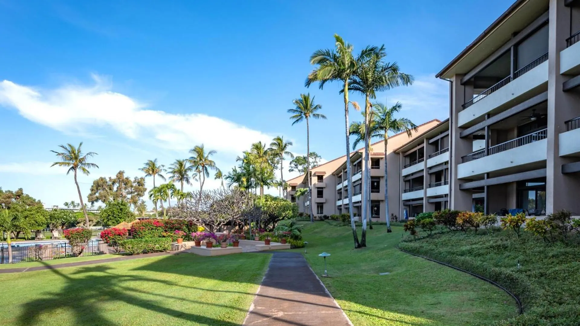 Kbm Resorts Free Car Kaanapali Royal Ocean View Stunning Remodeled 2-Bedroom Villa At Kaanapali Royal Kro-L201 Estados Unidos